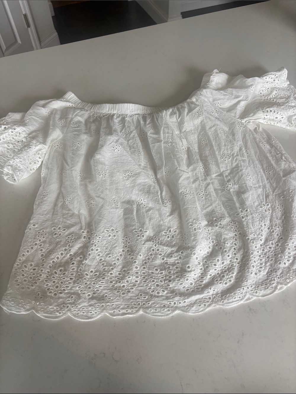 Roommates White Eyelet Off-Shoulder Tunic
